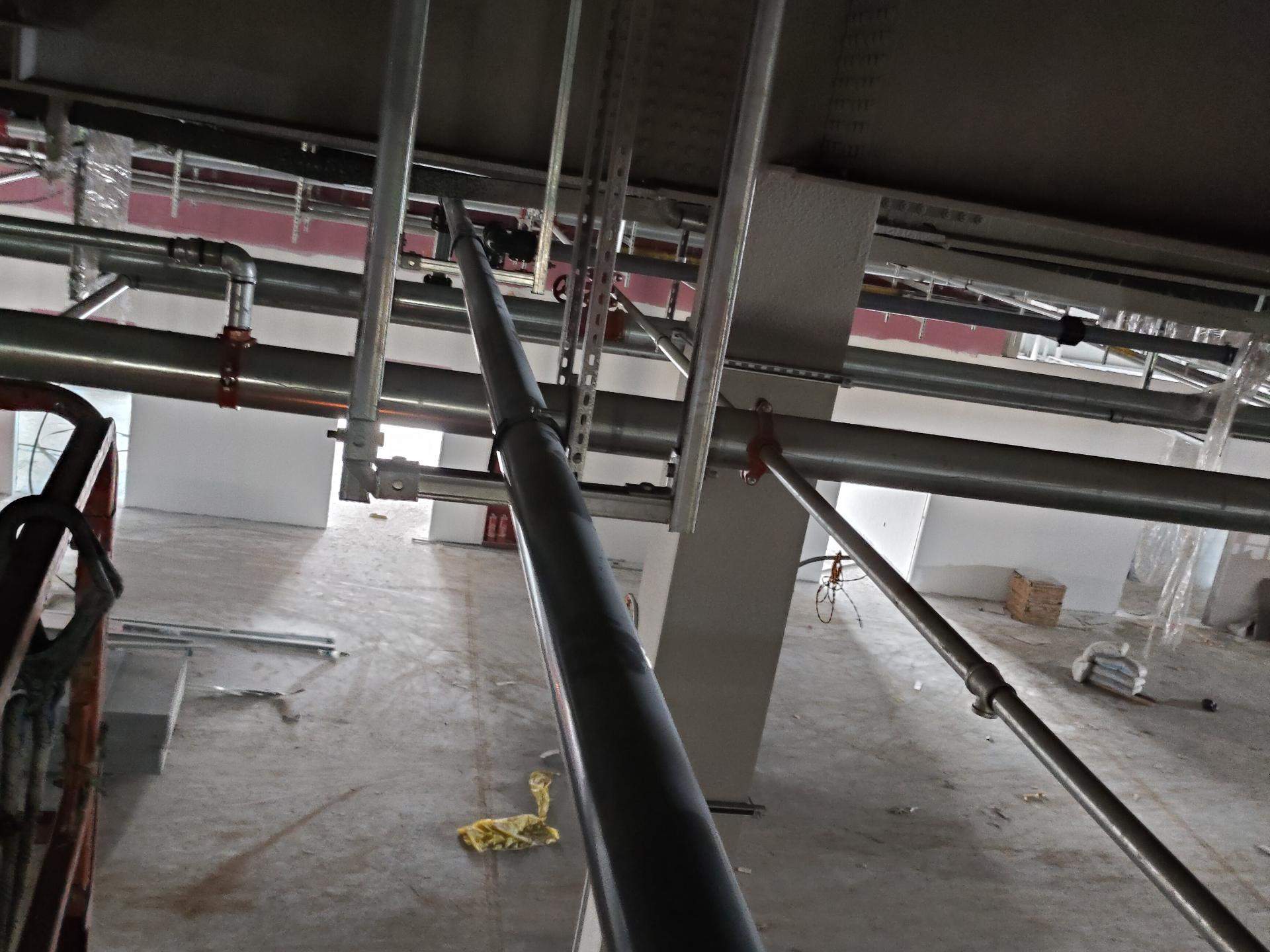 空壓機(jī)氣管安裝與管道AR輔助施工